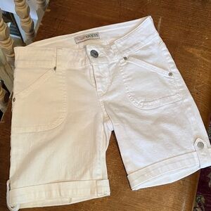 GUESS Los Angeles 1981 Bermuda Shorts – Size 24 2/35$